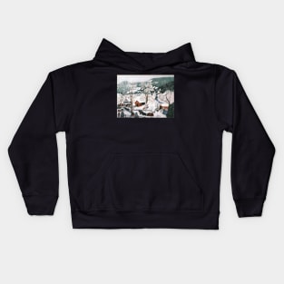 grandma moses - Early Springtime on the Farm Kids Hoodie